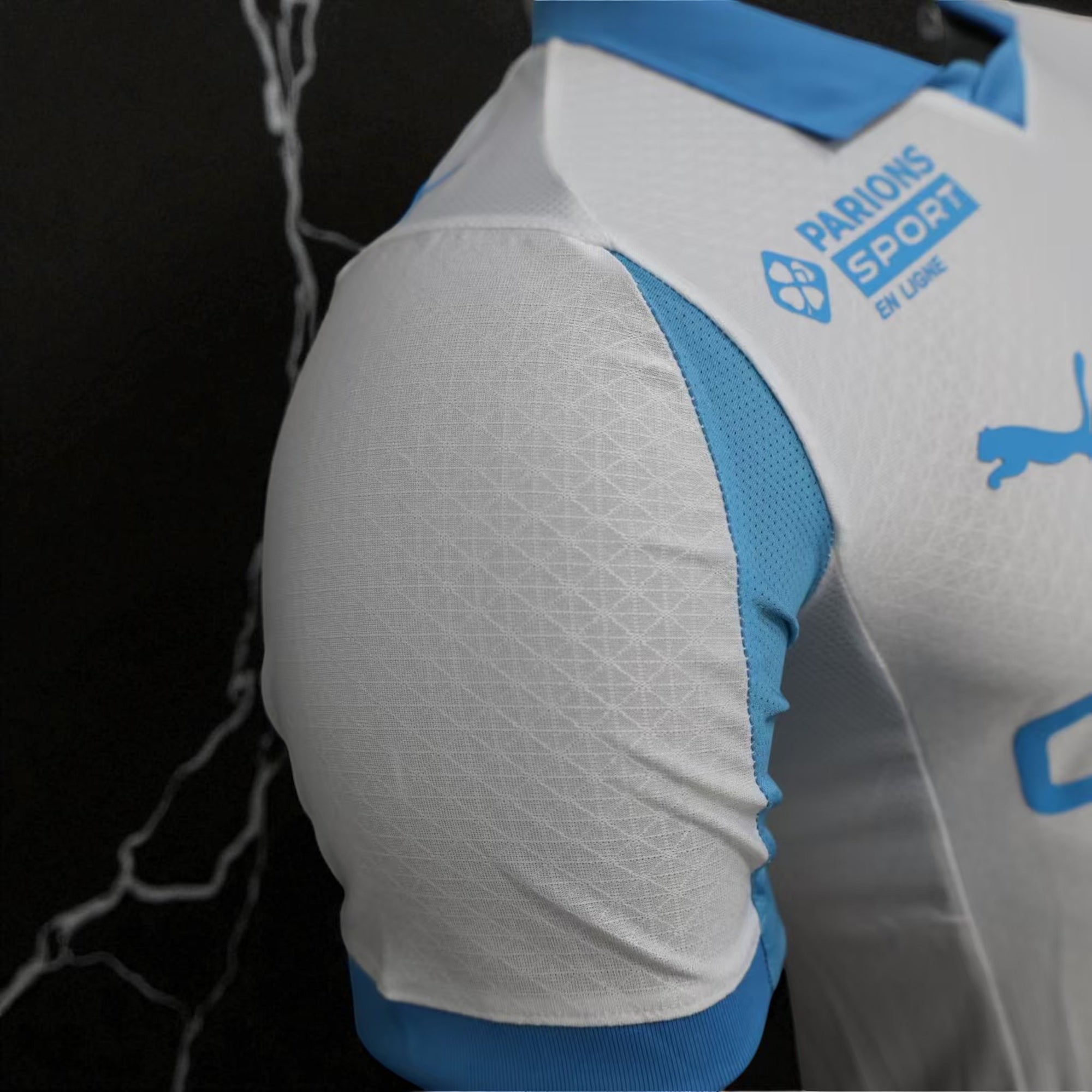 🔵 Maillot Olympique de Marseille 2025/26 – Édition Authentic Puma ULTRAWEAVE ⚪