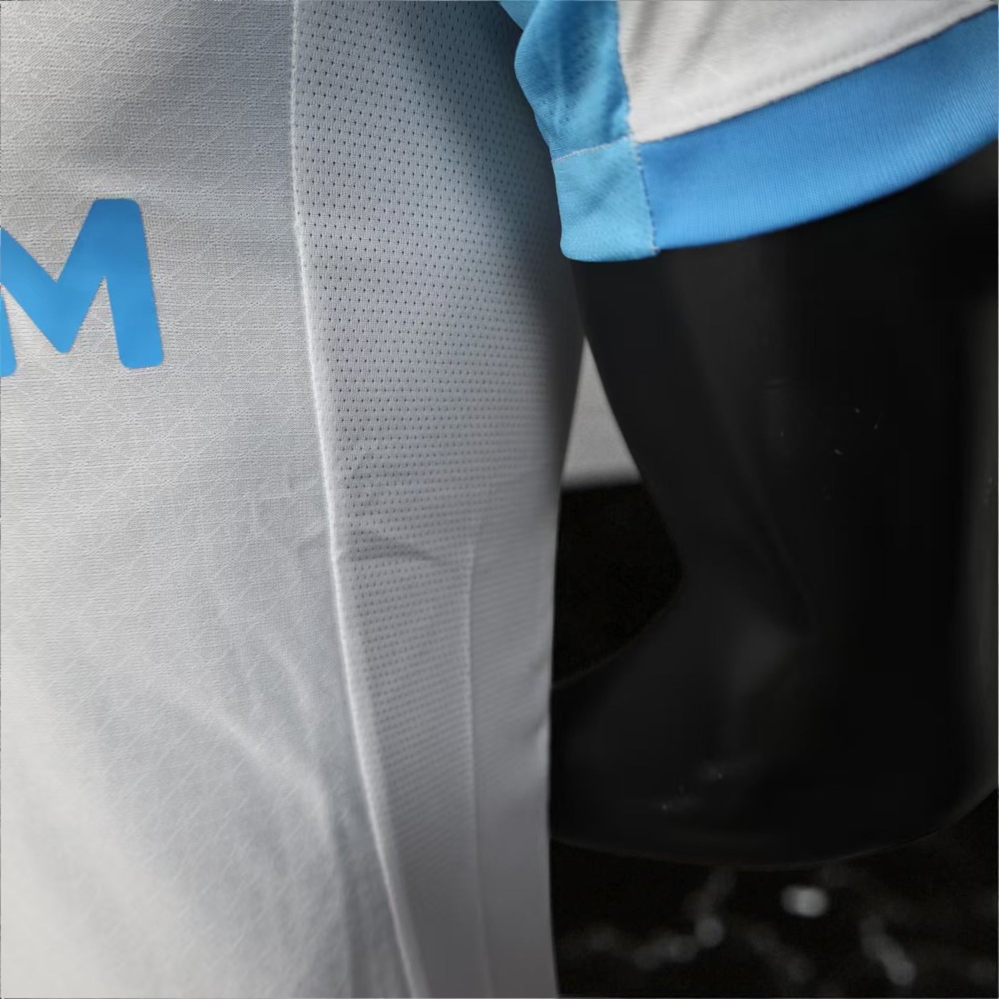 🔵 Maillot Olympique de Marseille 2025/26 – Édition Authentic Puma ULTRAWEAVE ⚪