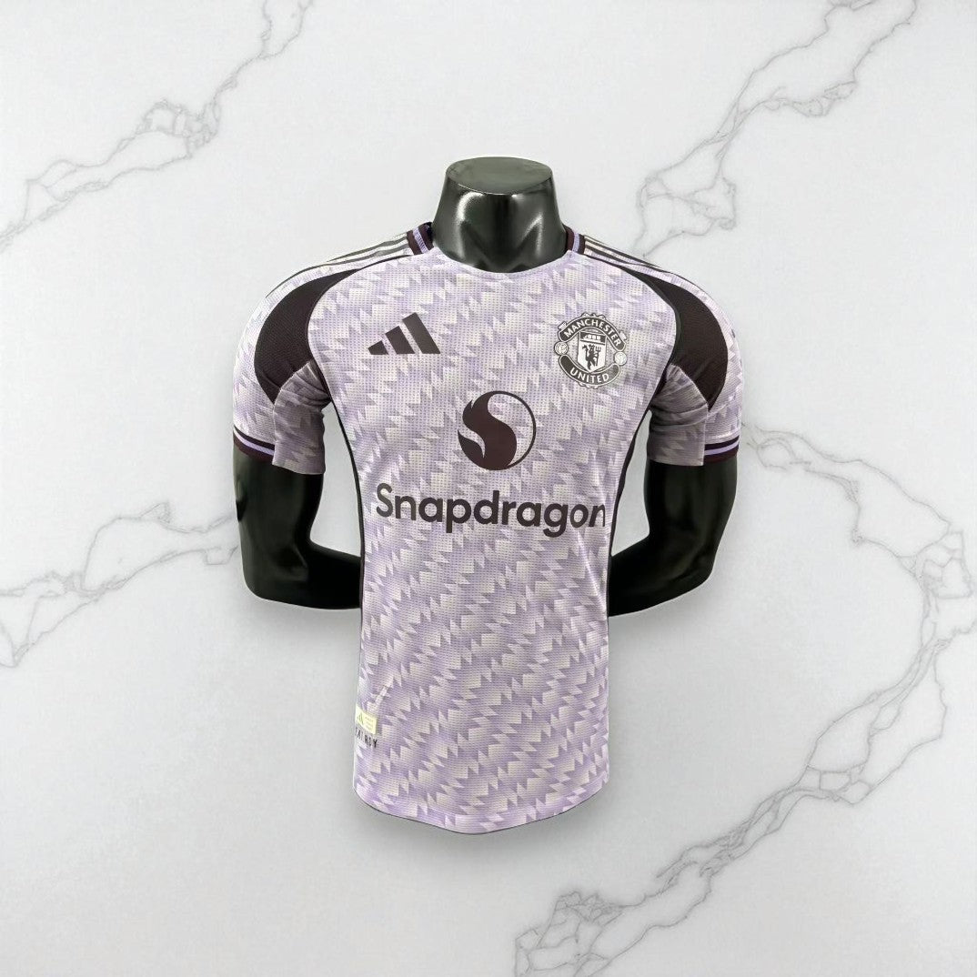 🟣 Maillot Manchester United Extérieur  – Édition Authentique Player Adidas