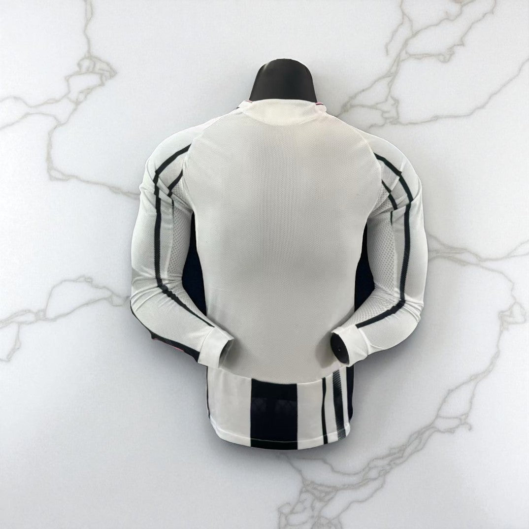 ⚪⚫ Maillot Juventus Domicile Manches Longues – Édition Player Adidas